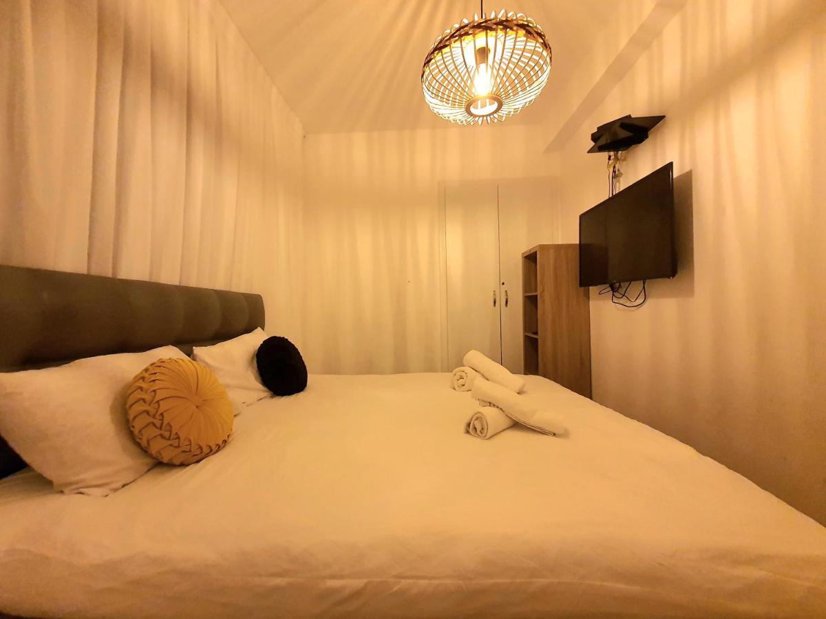 Barak Royal Suites 52 Garden - חמש דקות מהים ומהטיילת Eilat Dış mekan fotoğraf