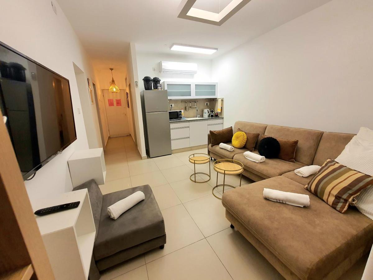 Barak Royal Suites 52 Garden - חמש דקות מהים ומהטיילת Eilat Dış mekan fotoğraf
