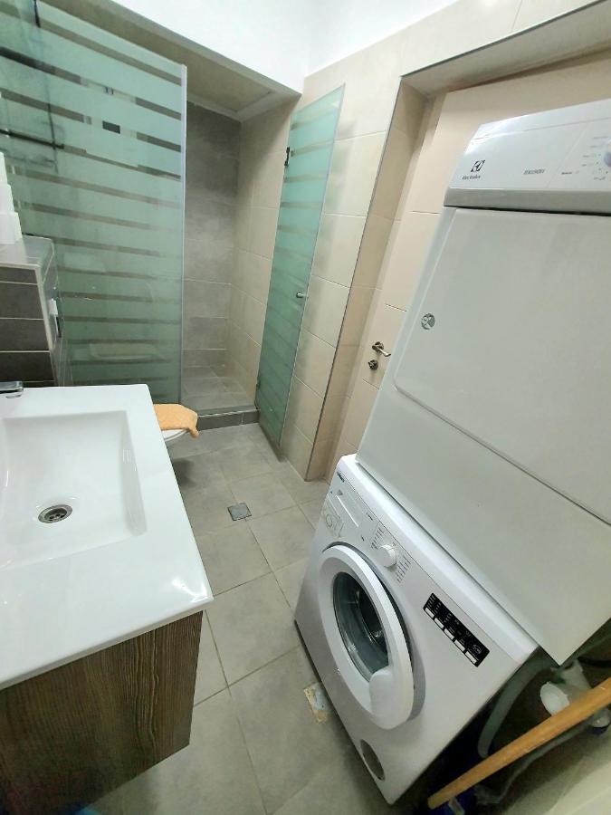 Barak Royal Suites 52 Garden - חמש דקות מהים ומהטיילת Eilat Dış mekan fotoğraf